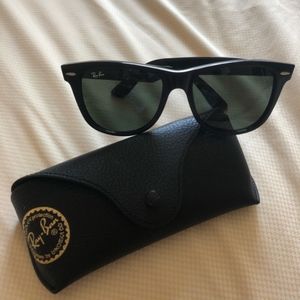 wayfarers (reserved for @stephaniesings)